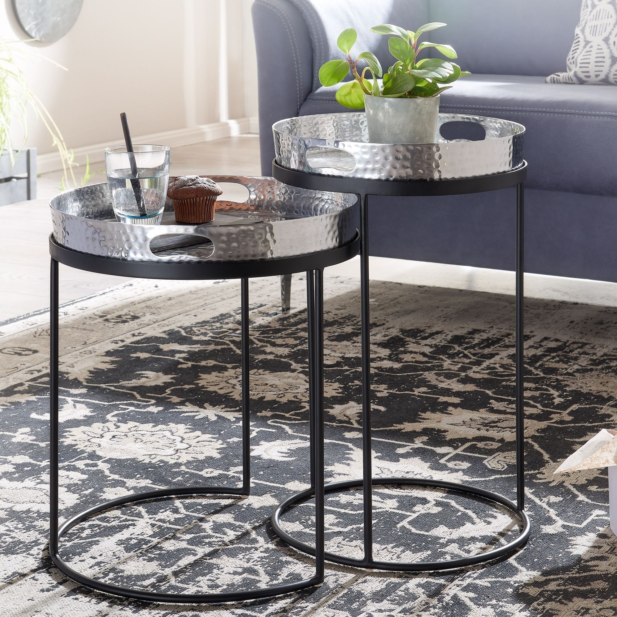 Side table set of 2 silver/black metal hammered nesting table round, coffee table with removable tray, tray table bench 2 pieces modern, round coffee table