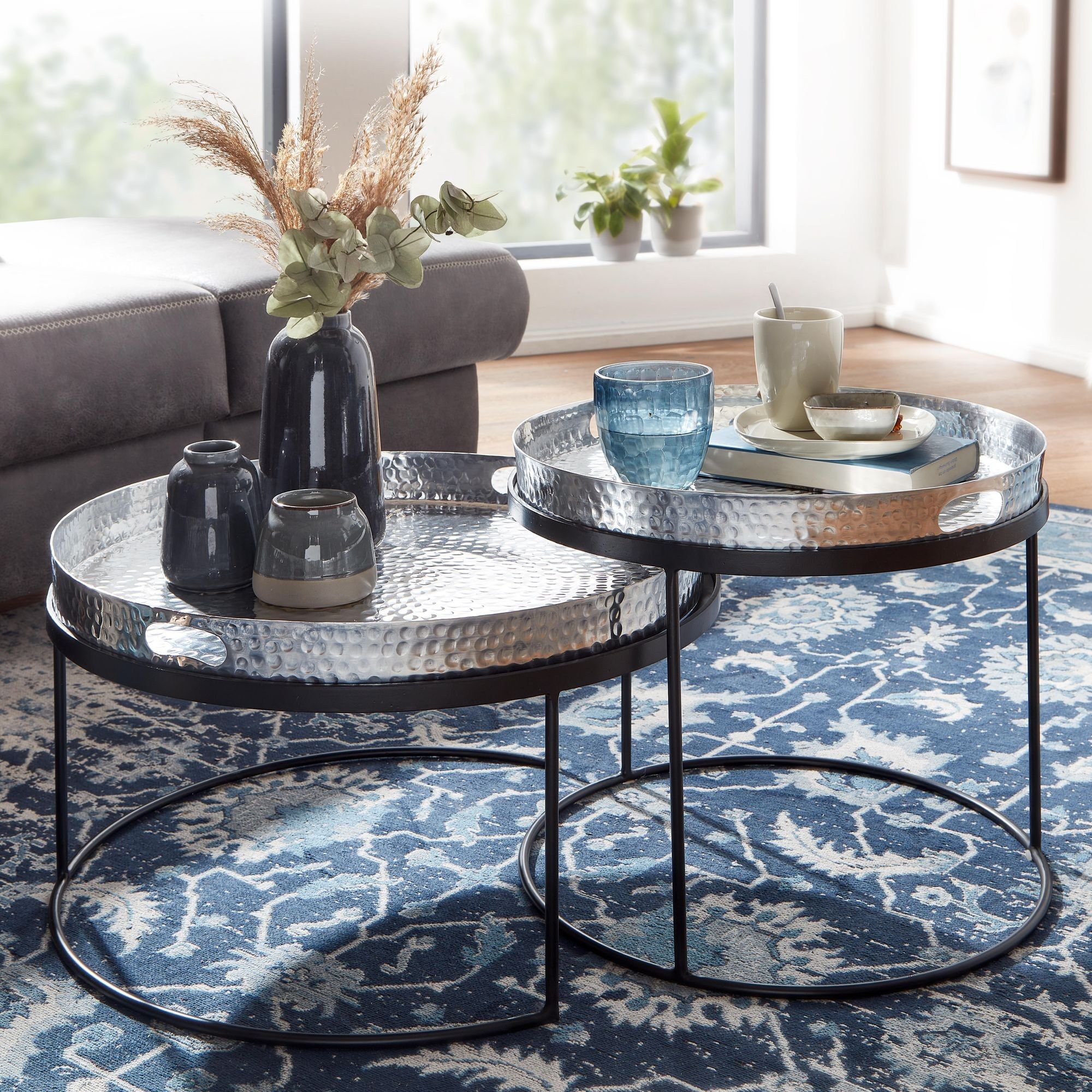 Coffee table set of 2 silver/black metal hammered nesting table round, coffee table with removable tray, tray table bench 2 pieces modern, round side table