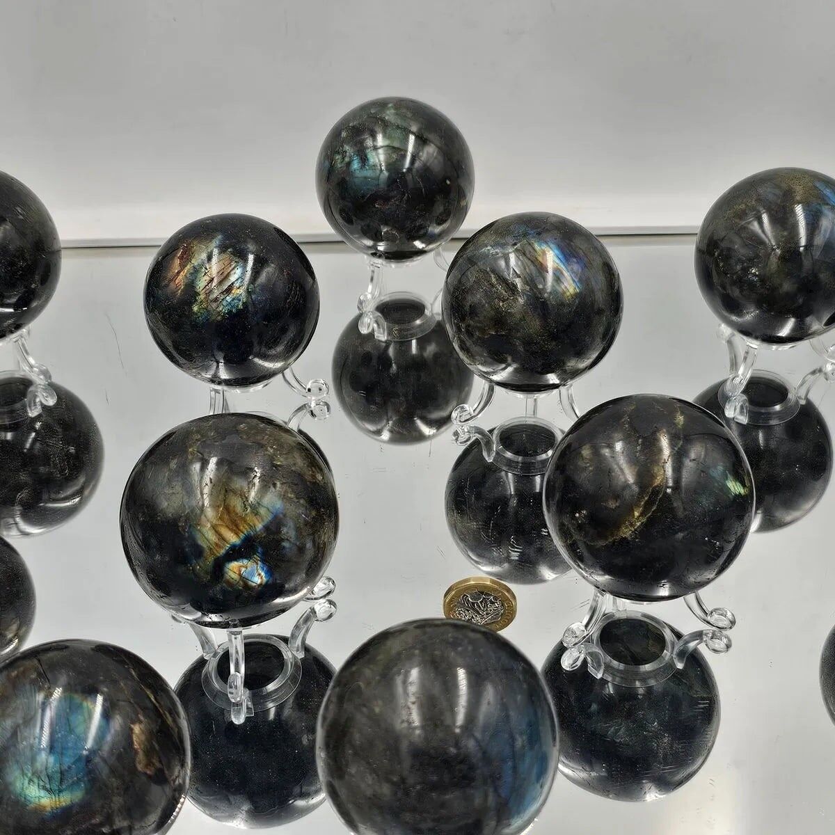 Sfere di cristallo di labradorite 300-450 g