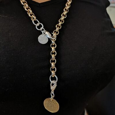 Necklace ALEE in gold with coin pendant