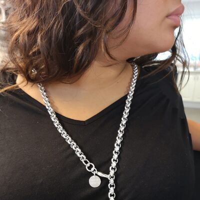 Necklace ALEE in silver with medallion charm