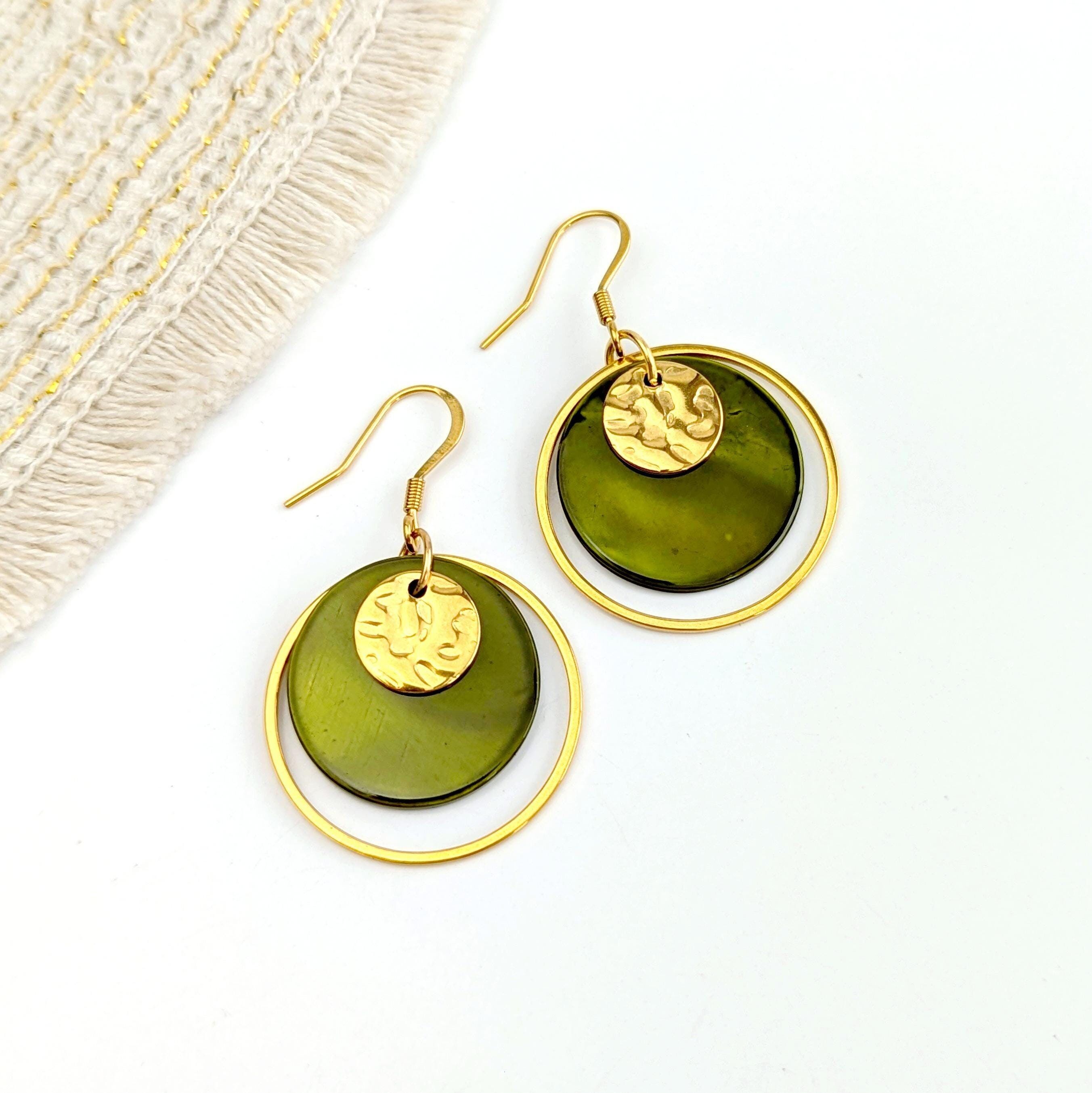 Boucles d'oreilles vert kaki en nacre et acier inoxydable pour femme