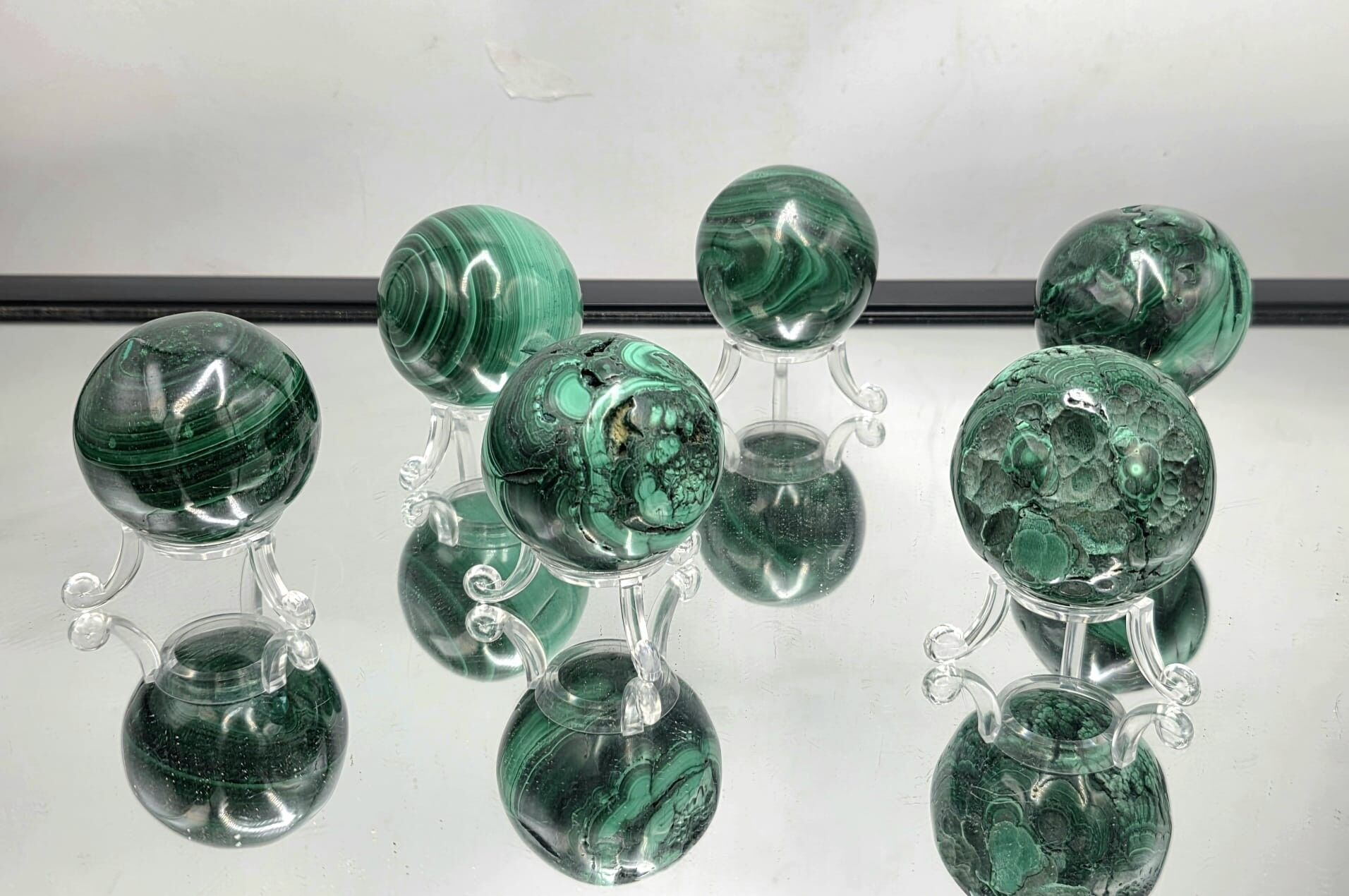 Sfera di cristallo di malachite 230-280 g