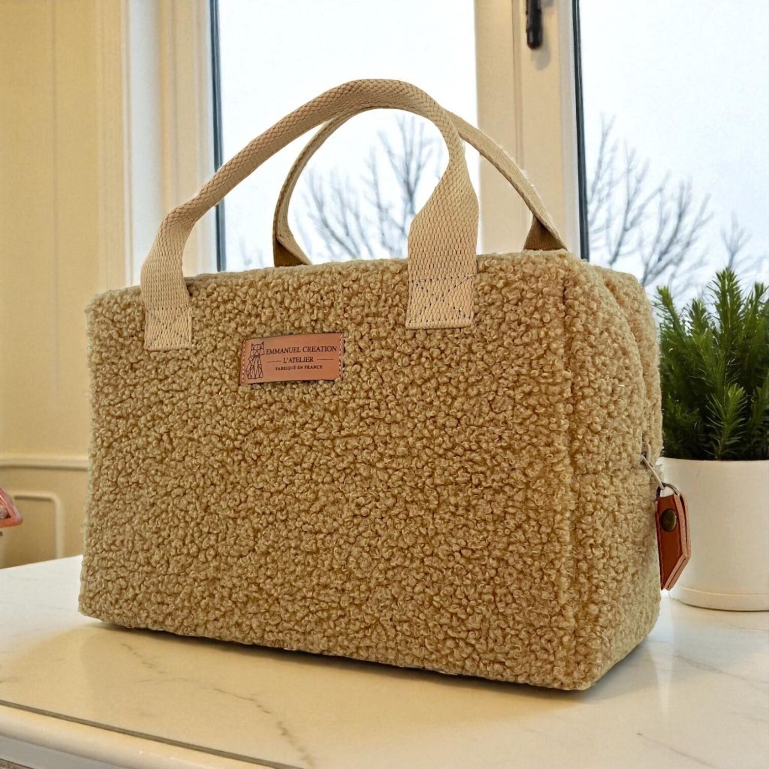 Ice cube S insulated bag, "Bouclette" camel