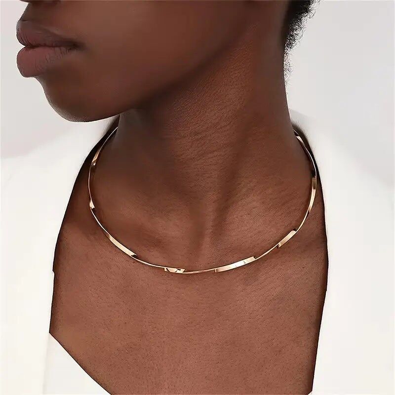 Eisen Choker Halskette - Minimalistischer Schmuck aus gedrehtem Metall