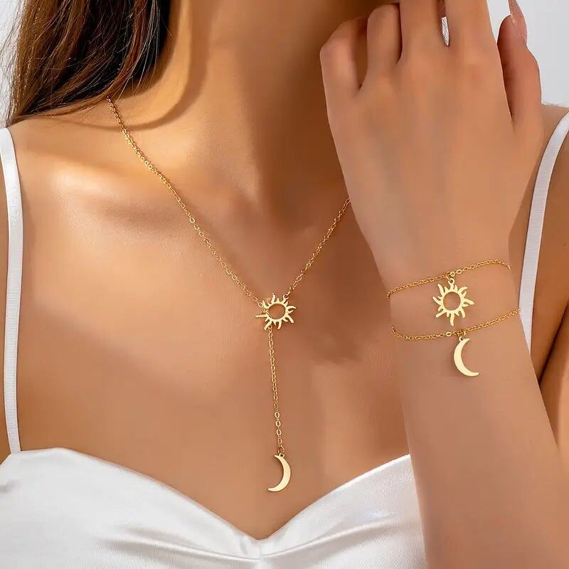 Set di gioielli Sole e Luna: collana con bracciale - ciondolo celeste