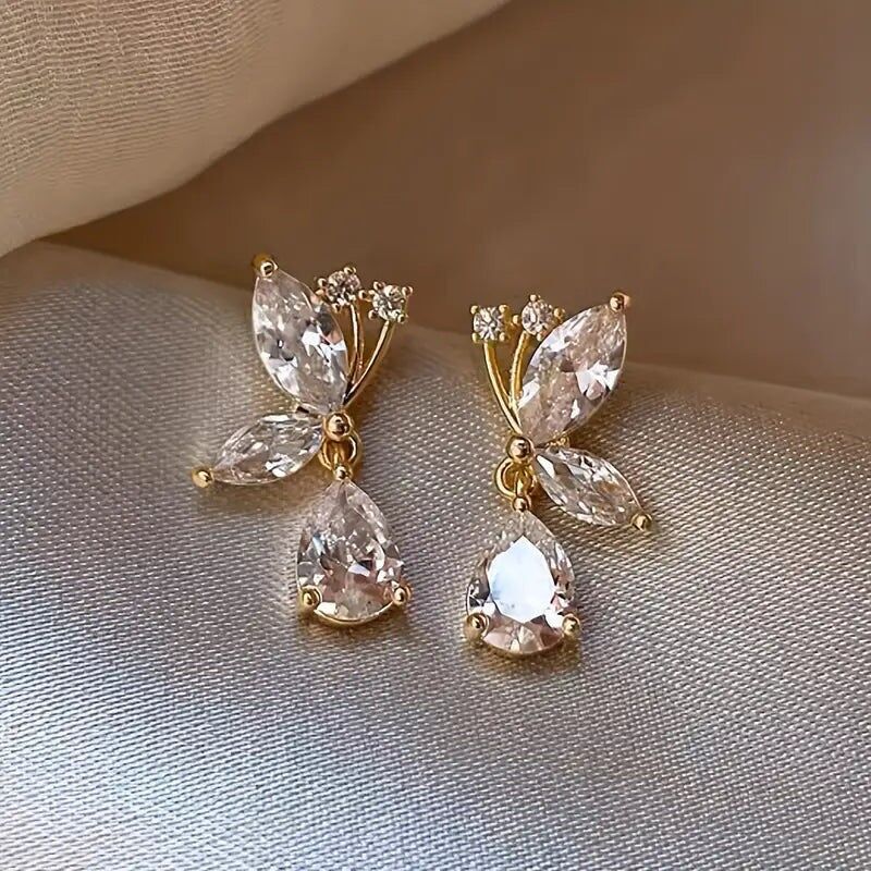 Pendientes colgantes: un regalo brillante para fiestas.