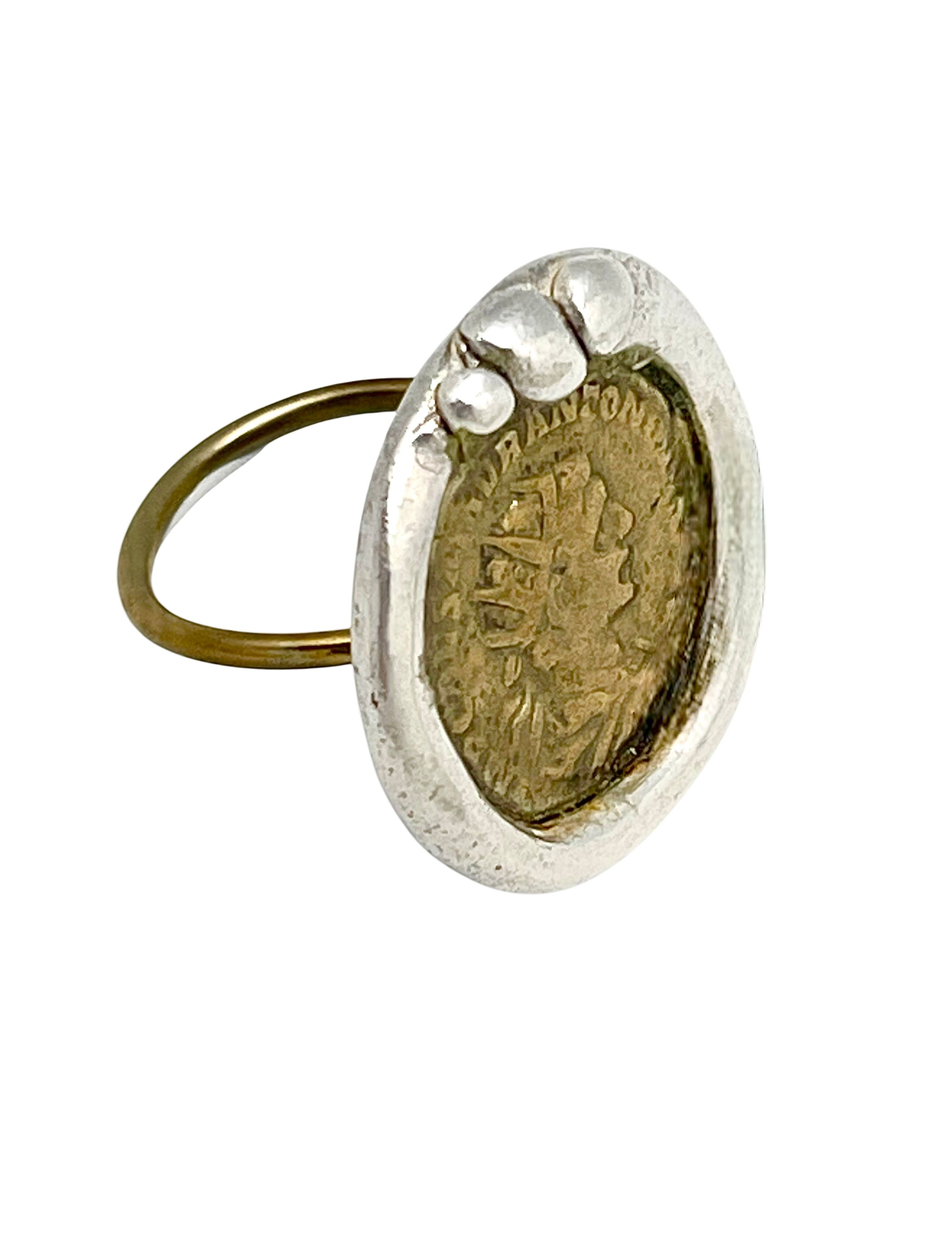Anello vintage con moneta mista, placcato argento 10µ e ottone dorato