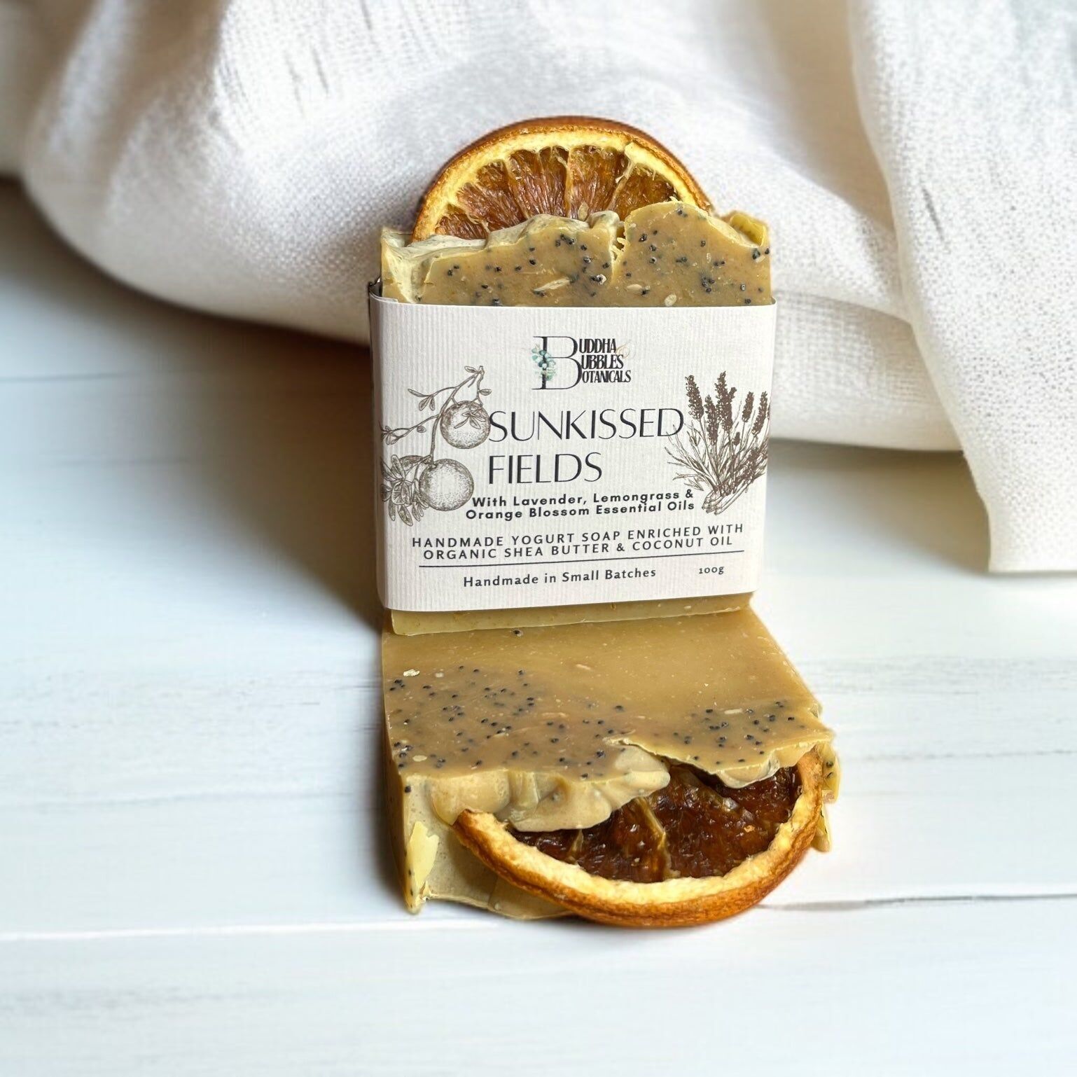 Jabón "Sunkissed Fields" con aceites esenciales de lavanda, limoncillo y azahar