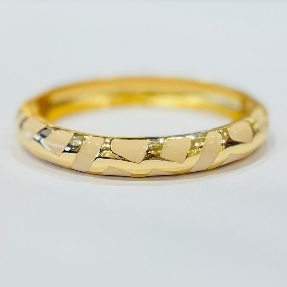 Bracciale apribile in acciaio smaltato con motivo a strisce di diamanti