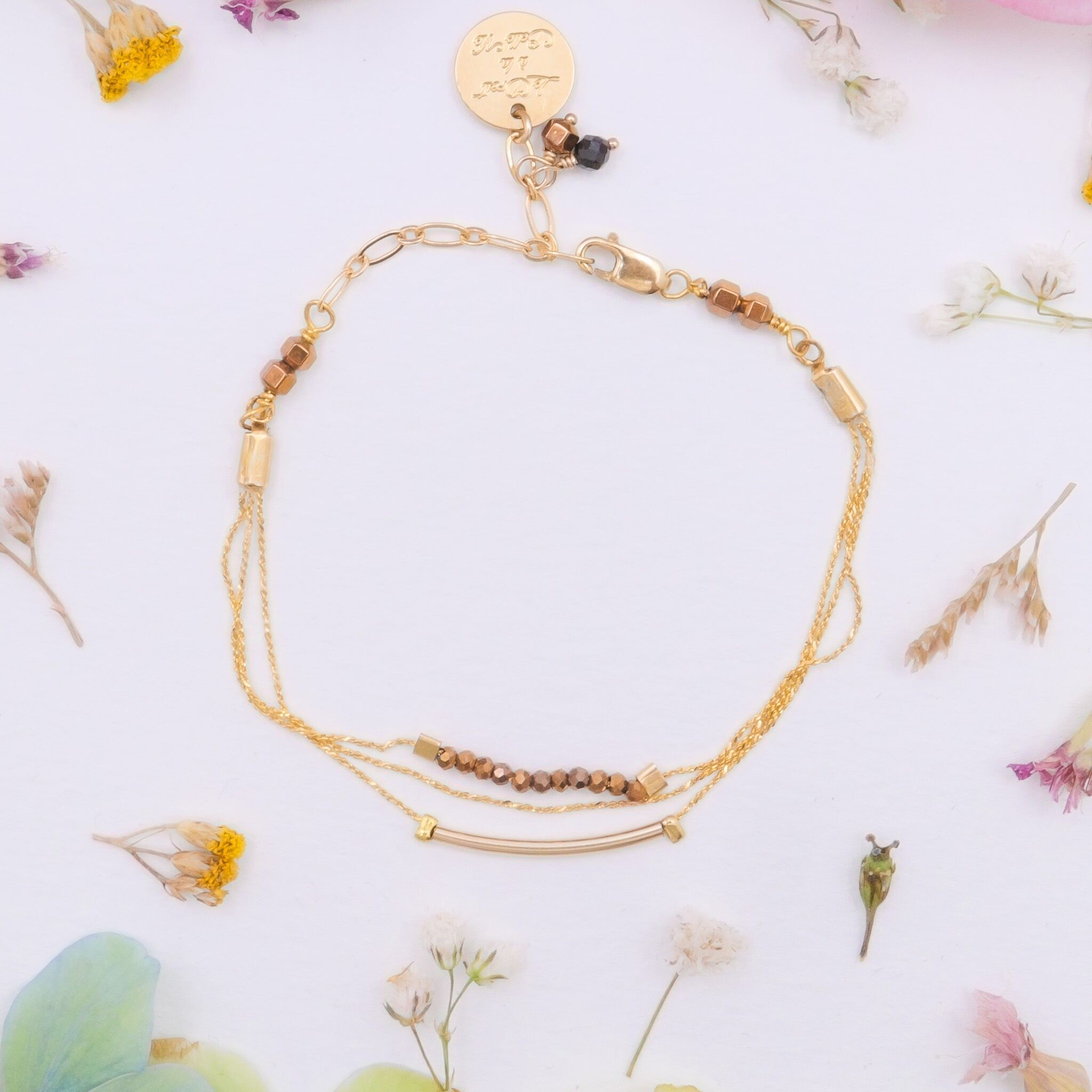 Bracciale multifilo Collezione Junot: ematite di rame