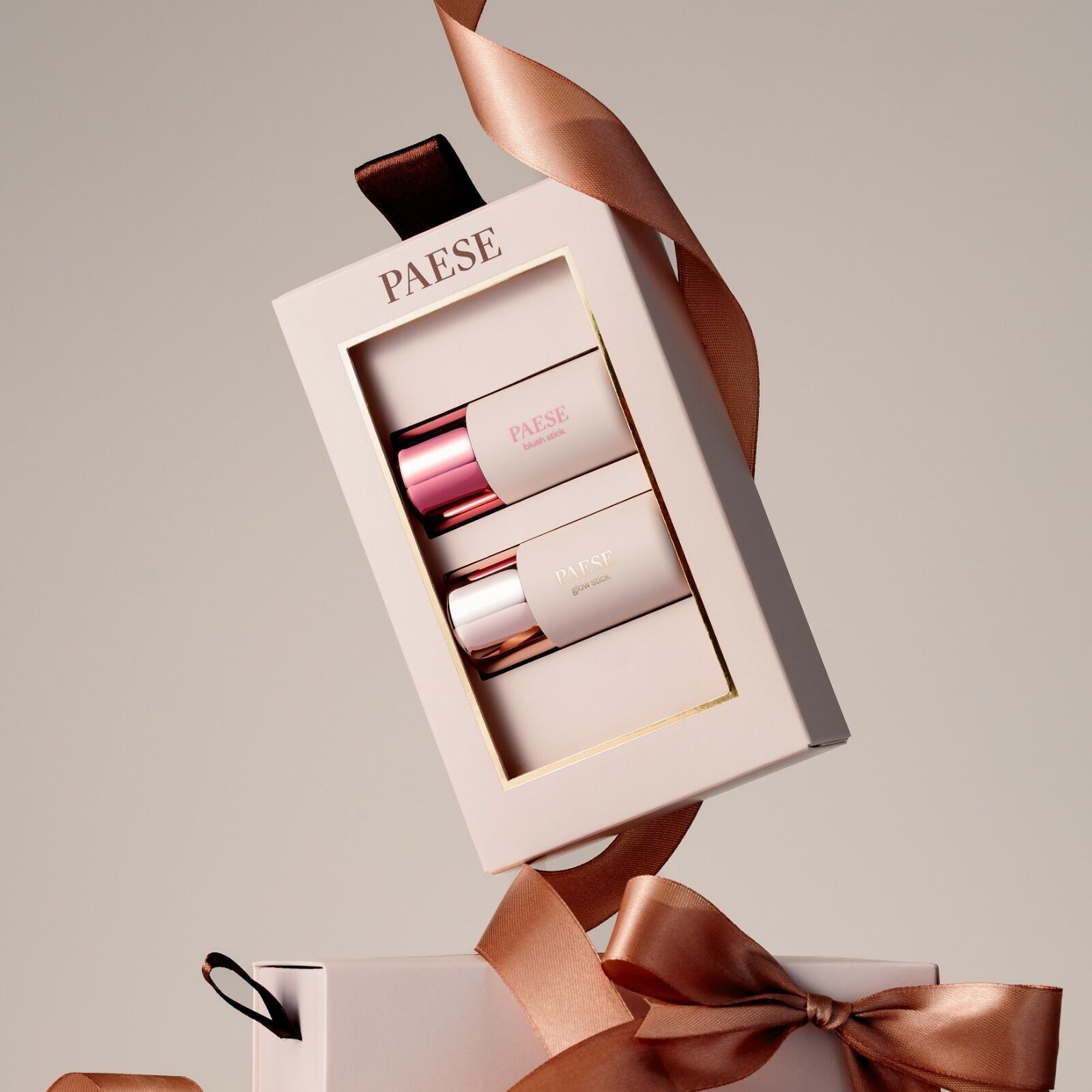 Ideal für Valentinstag – Geschenkset (Weihnachten / Geburtstag / Muttertag) – Strahlende Schönheit – 2 Produkte – PAESE