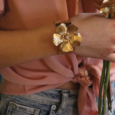 Anemone BOTANIKA cuff bracelet