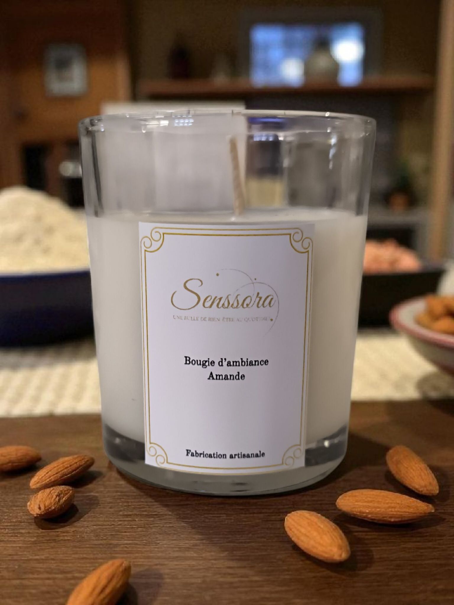 Handgemachte Mandelkerze – Gourmet-Süße & zarter Komfort