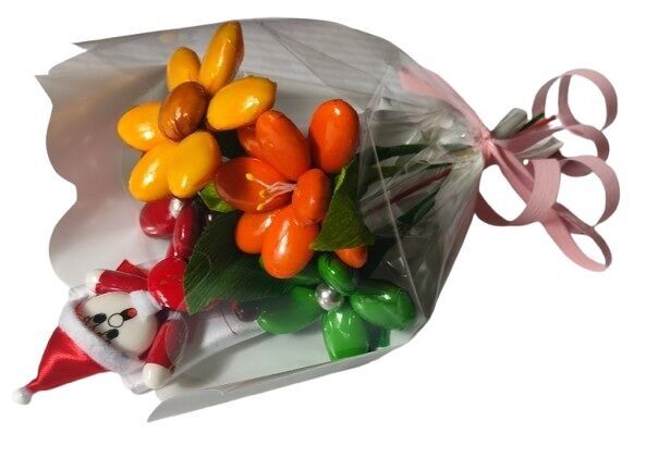 Mini ramo de Papá Noel, margarita girasol y fresia en grageas de chocolate