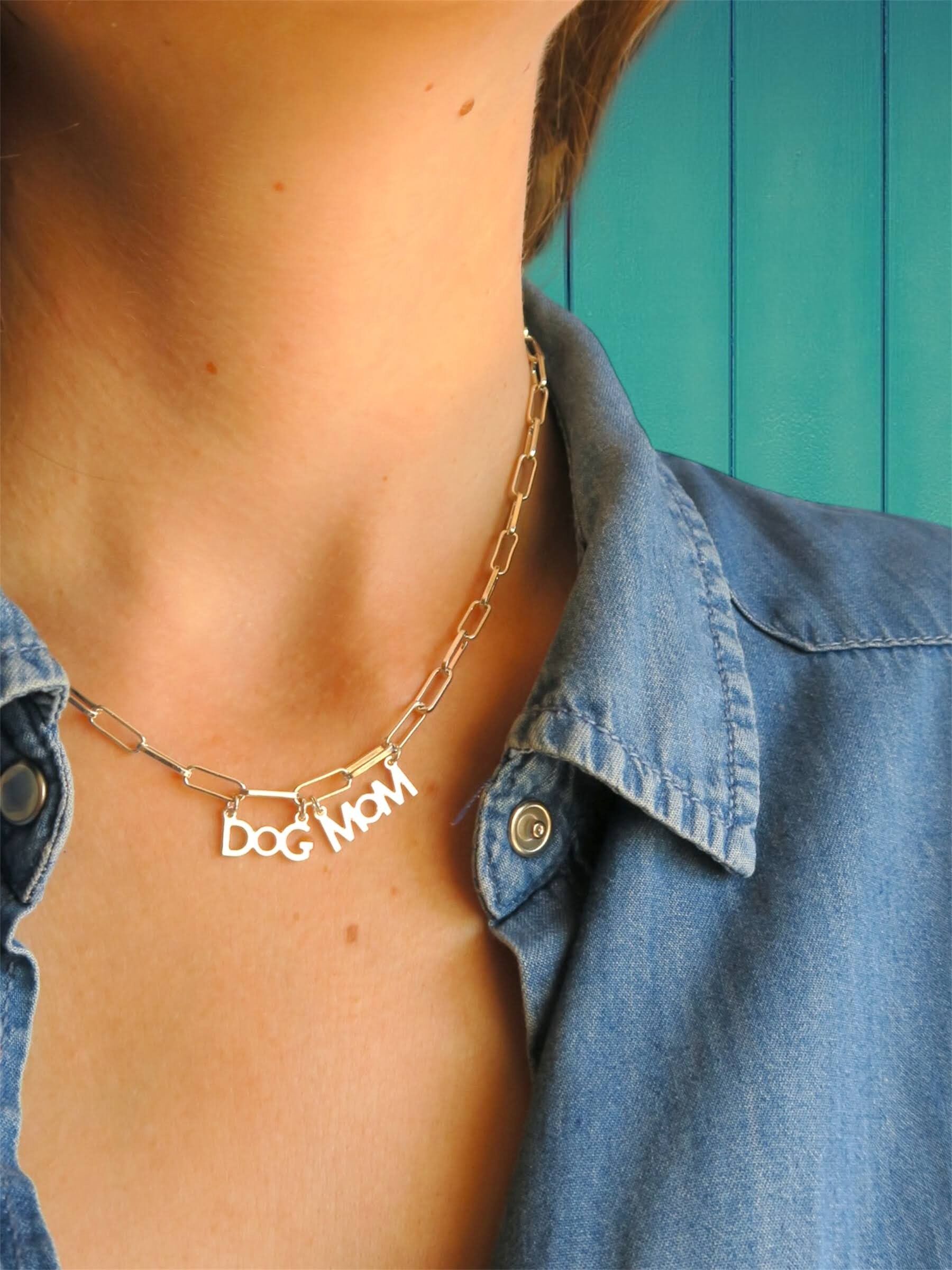 Collana con la scritta "Mamma del cane" per gli amanti dei cani