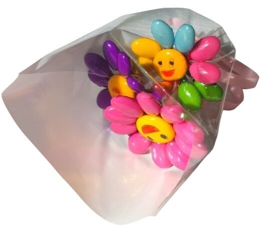 Mini ramo de 3 flores sonrientes, 2 colores lisos y 1 multicolor en grageas de chocolate