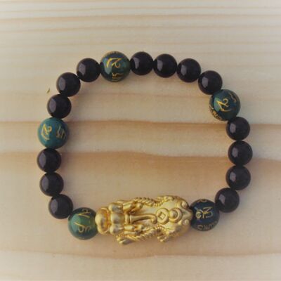 Edelstein Armband aus schwarzen Onyx, gravierter grüner Jade und goldenem Drachen