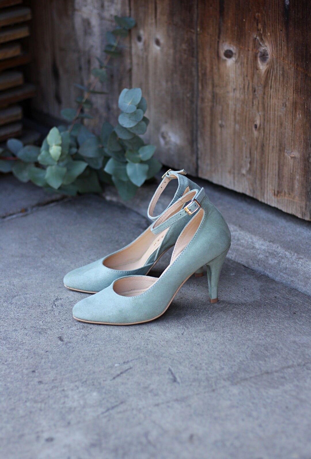 Tacones de ante hechos a mano (8 cm) - Vivienne - Zapatos vintage Sage 35-42