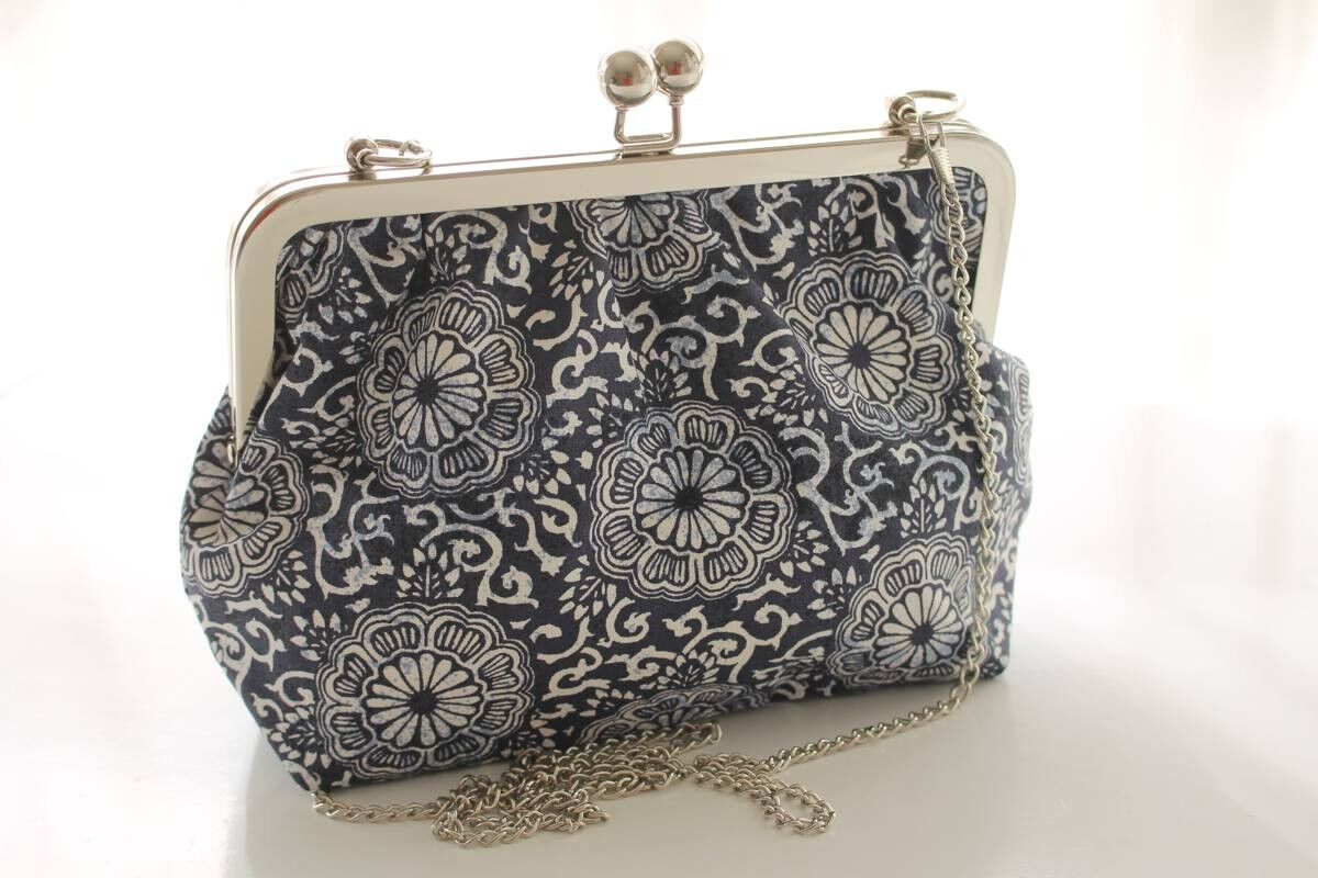 Emma Daisy Retro-Tasche