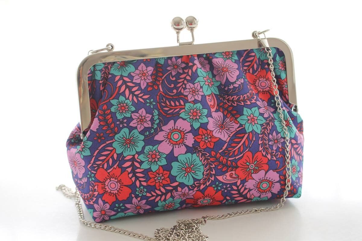 Emma Retro-Tasche mit lila Stiel
