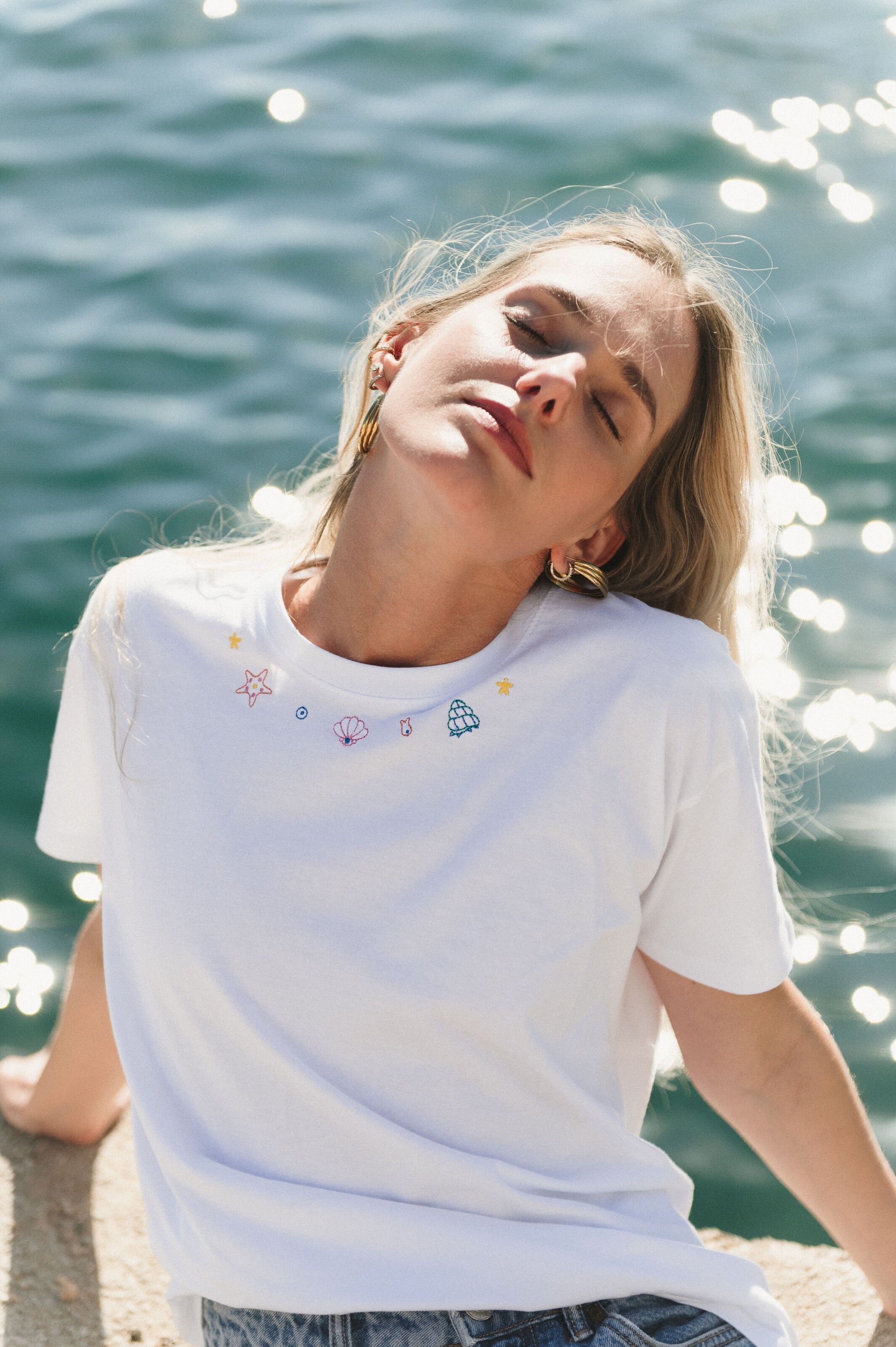 T-shirt brodé Coquillages et crustacés