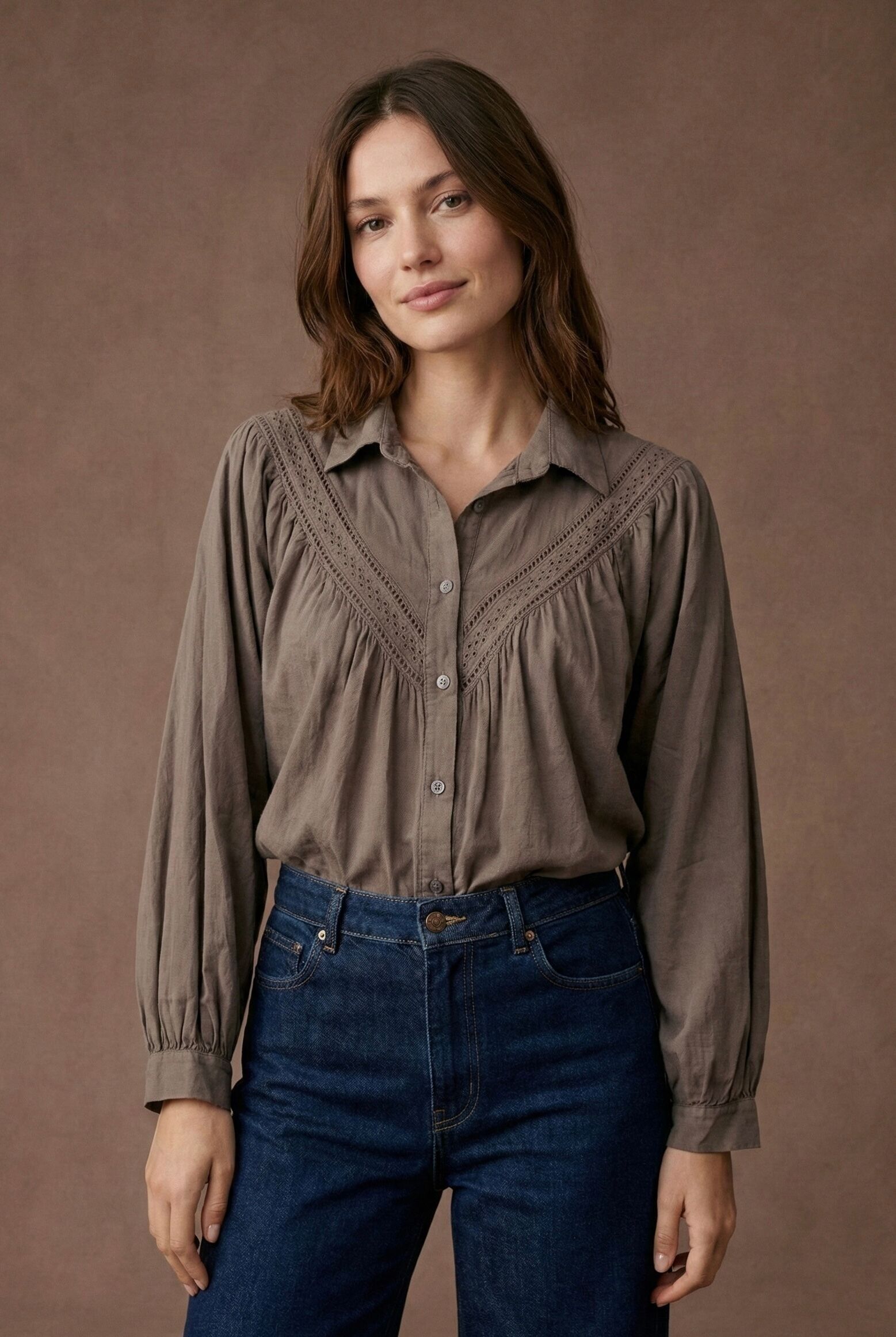 Chemise in cotone brodé aggiornato PC2555