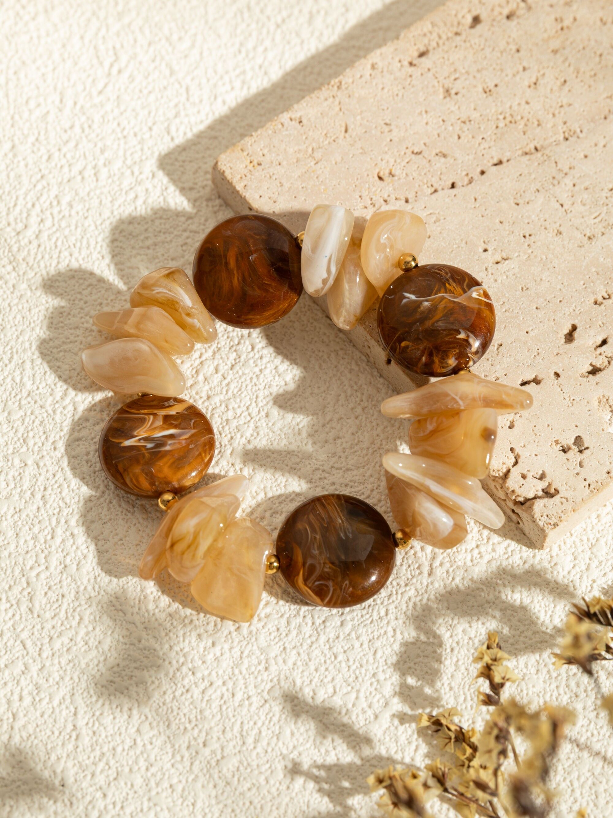 Buntes elastisches Harzarmband, mehrfarbiger Modeschmuck