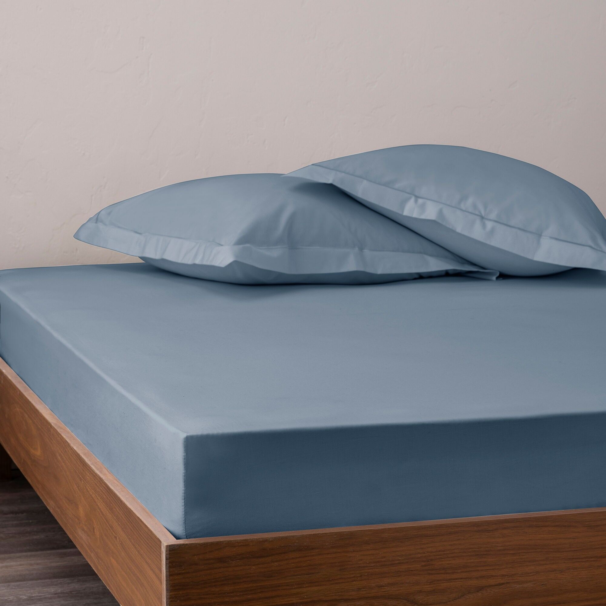 Drap housse percale Coton Peigné Longues Fibres 80 Fils/cm² "Julian" 160 x 200 cm avec bonnet 35 cm Coton Pur