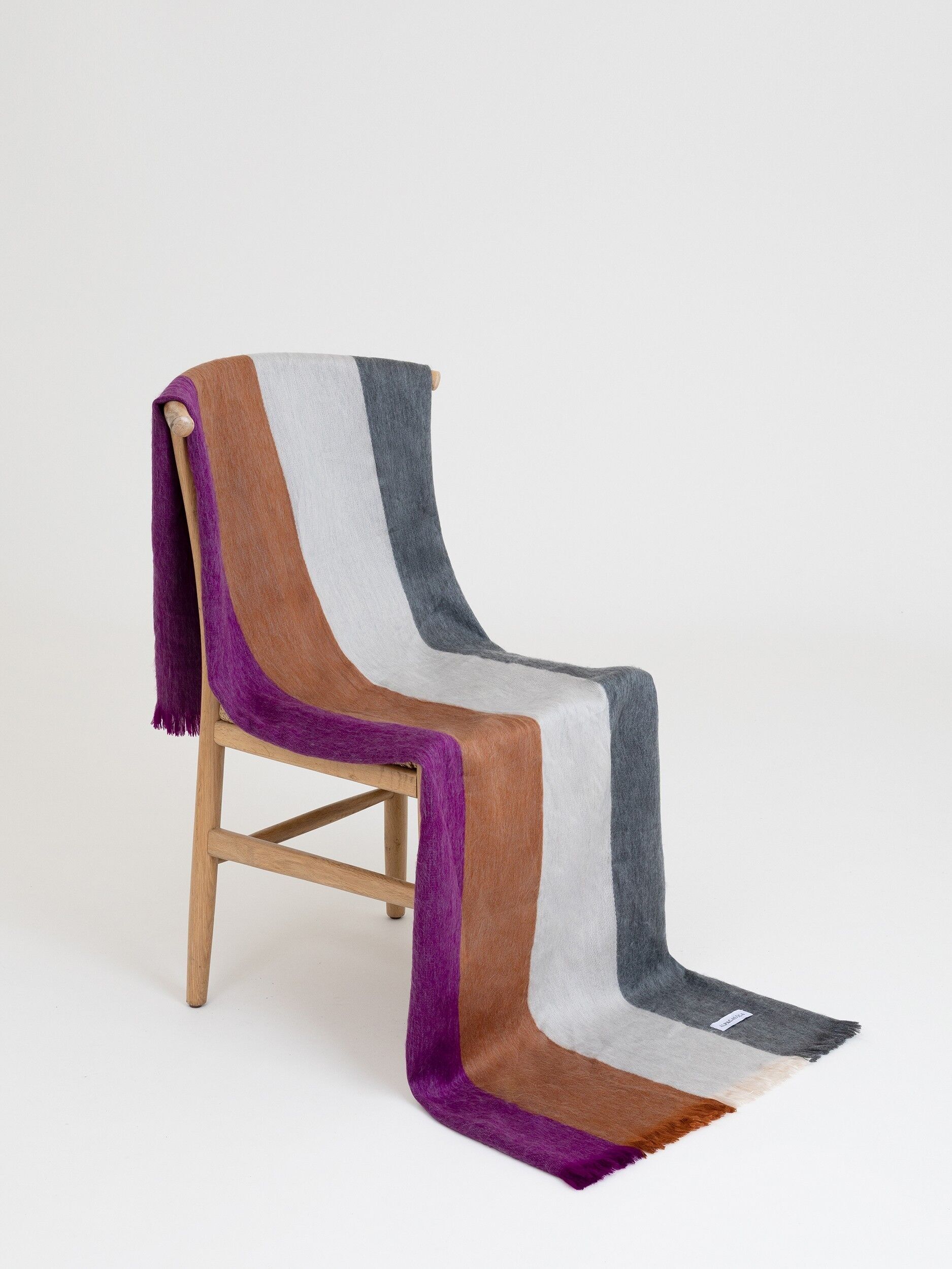 Plaid a righe viola e naturali