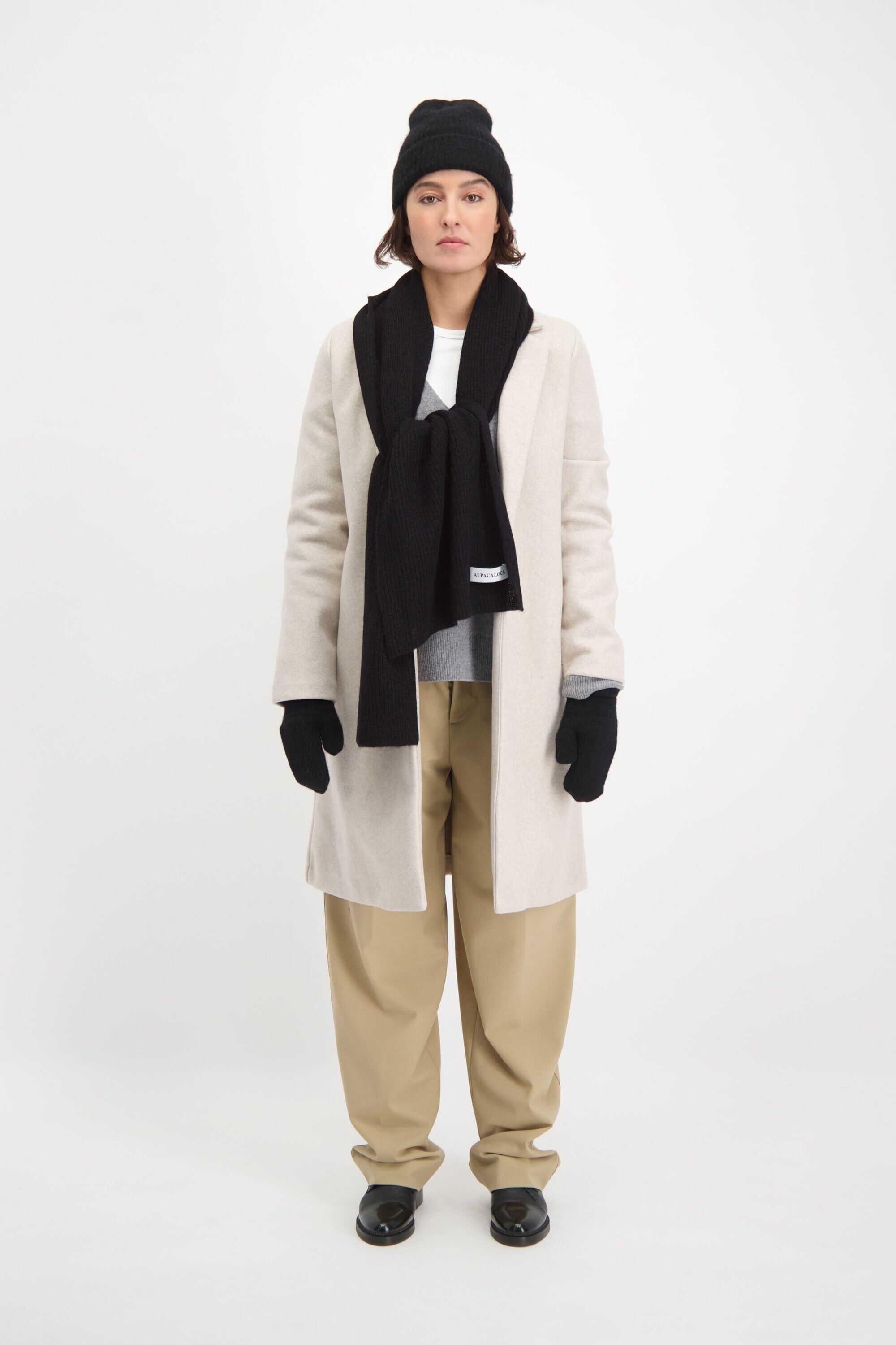 Mitones de punto negros