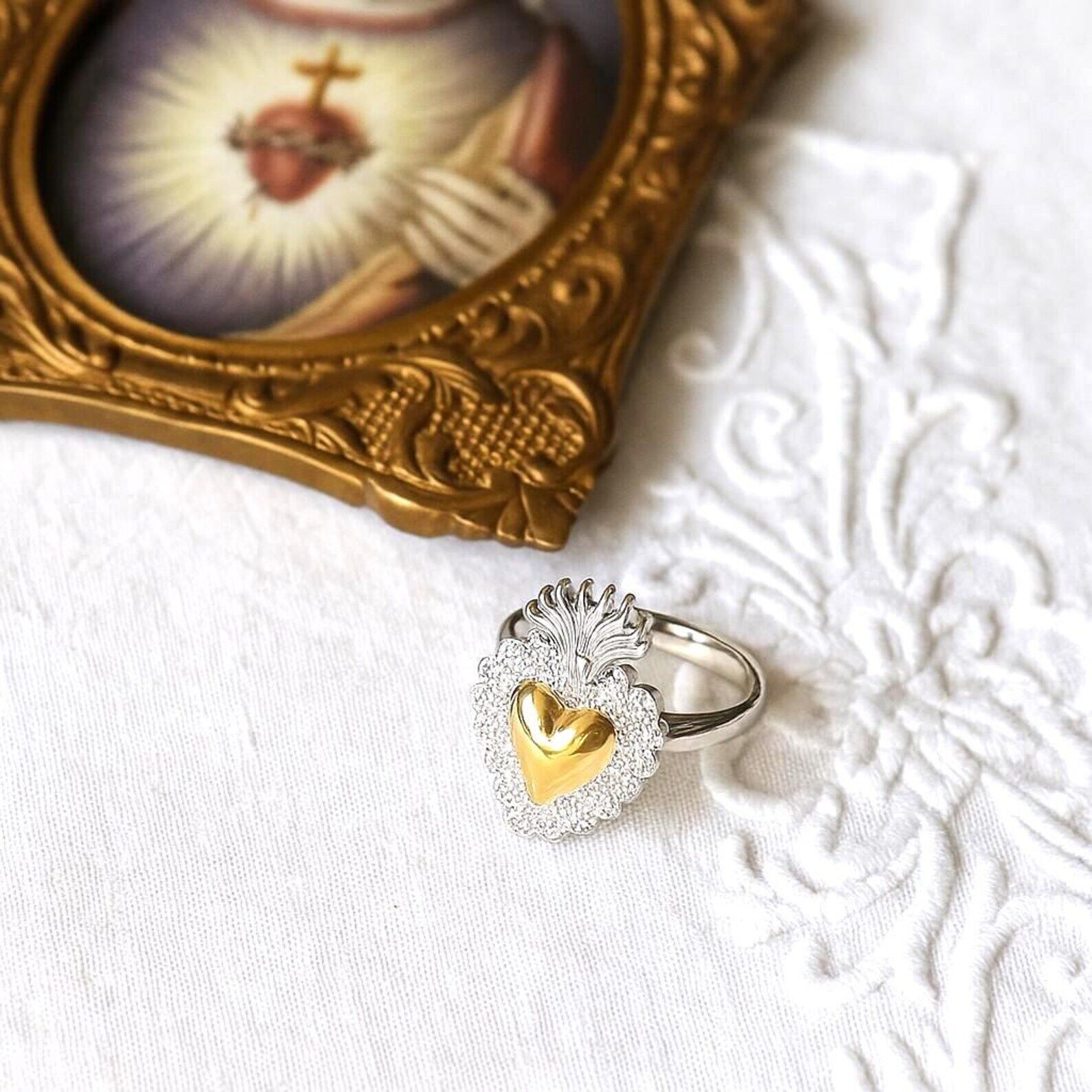Sacred Heart Ring in Silver and Gold – Adjustable
