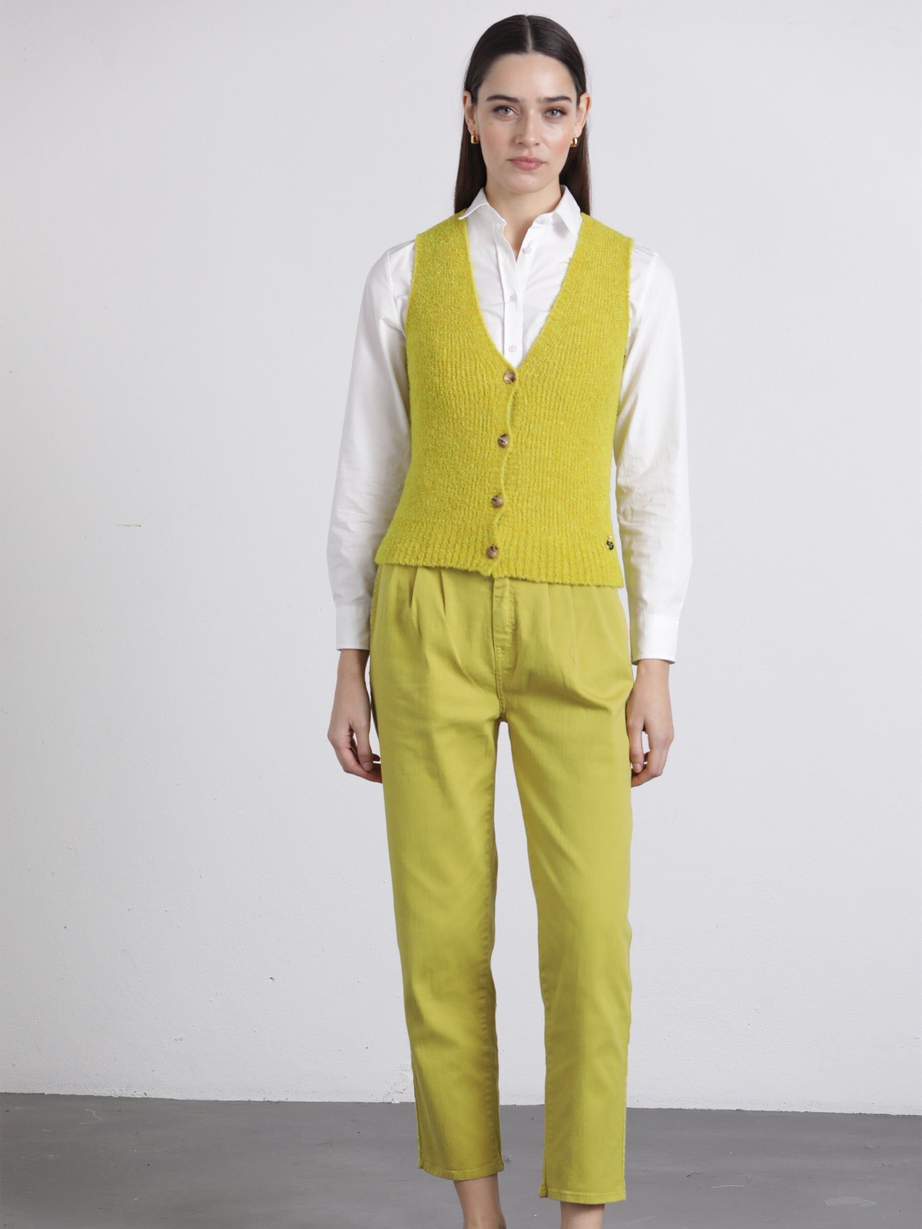 Colete Malha Botão Madeira