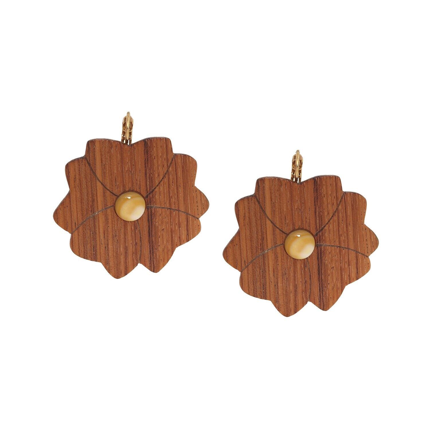 Pendientes dormilonas de flores de madera y nácar SON JARDIN