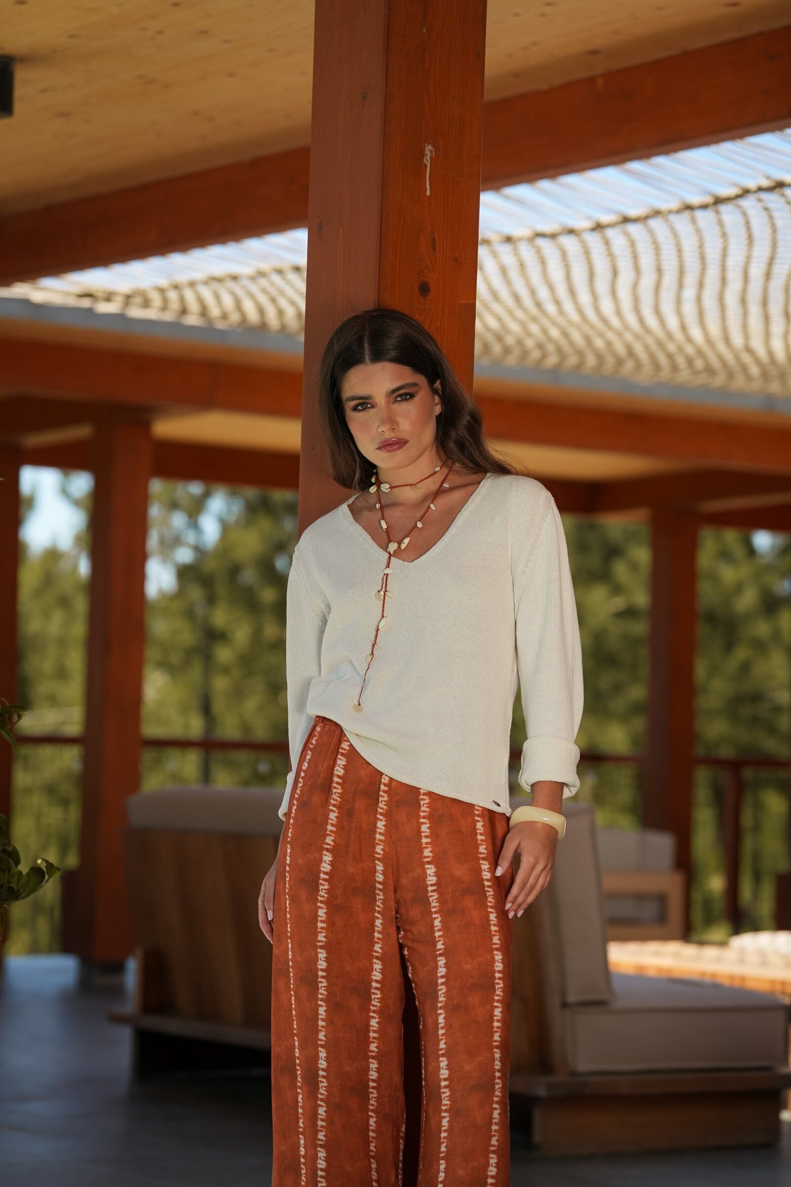 Camisola Decote Bico