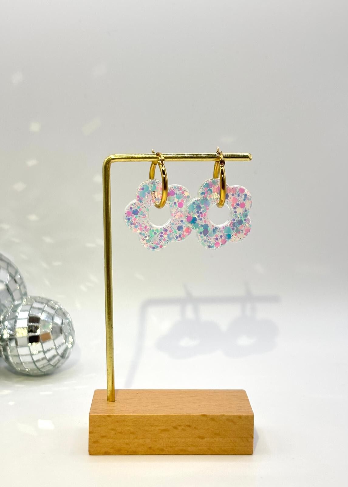 Mauve Woodland Loops