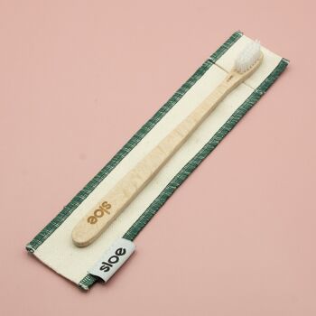 Brosse à dents en bois de Chârme avec etui 5