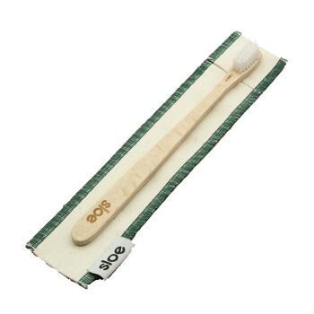 Brosse à dents en bois de Chârme avec etui 1