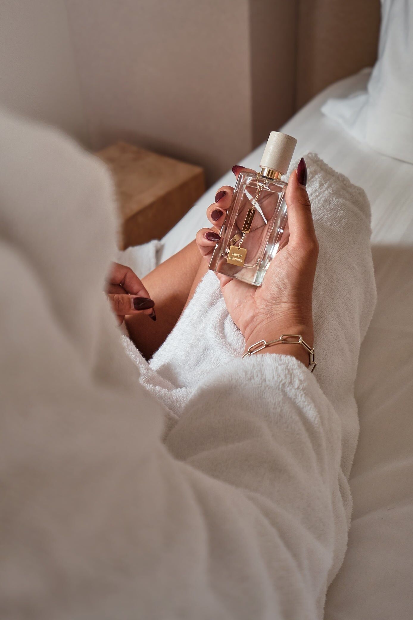 "FRESH LAUNDRY" Room and Skin Fragrance