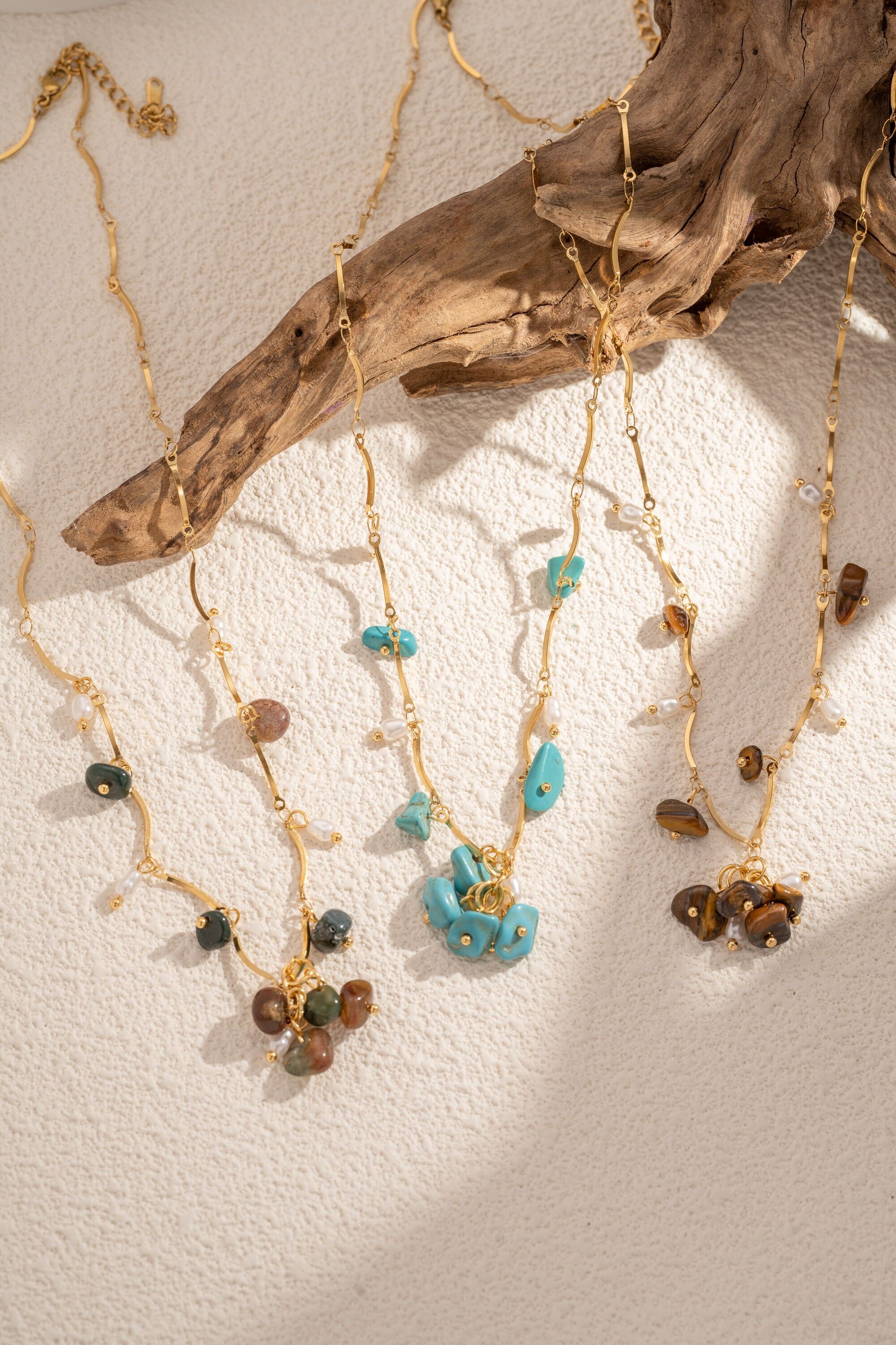 Set mit 3 Goldketten mit Natursteinen und Stahl