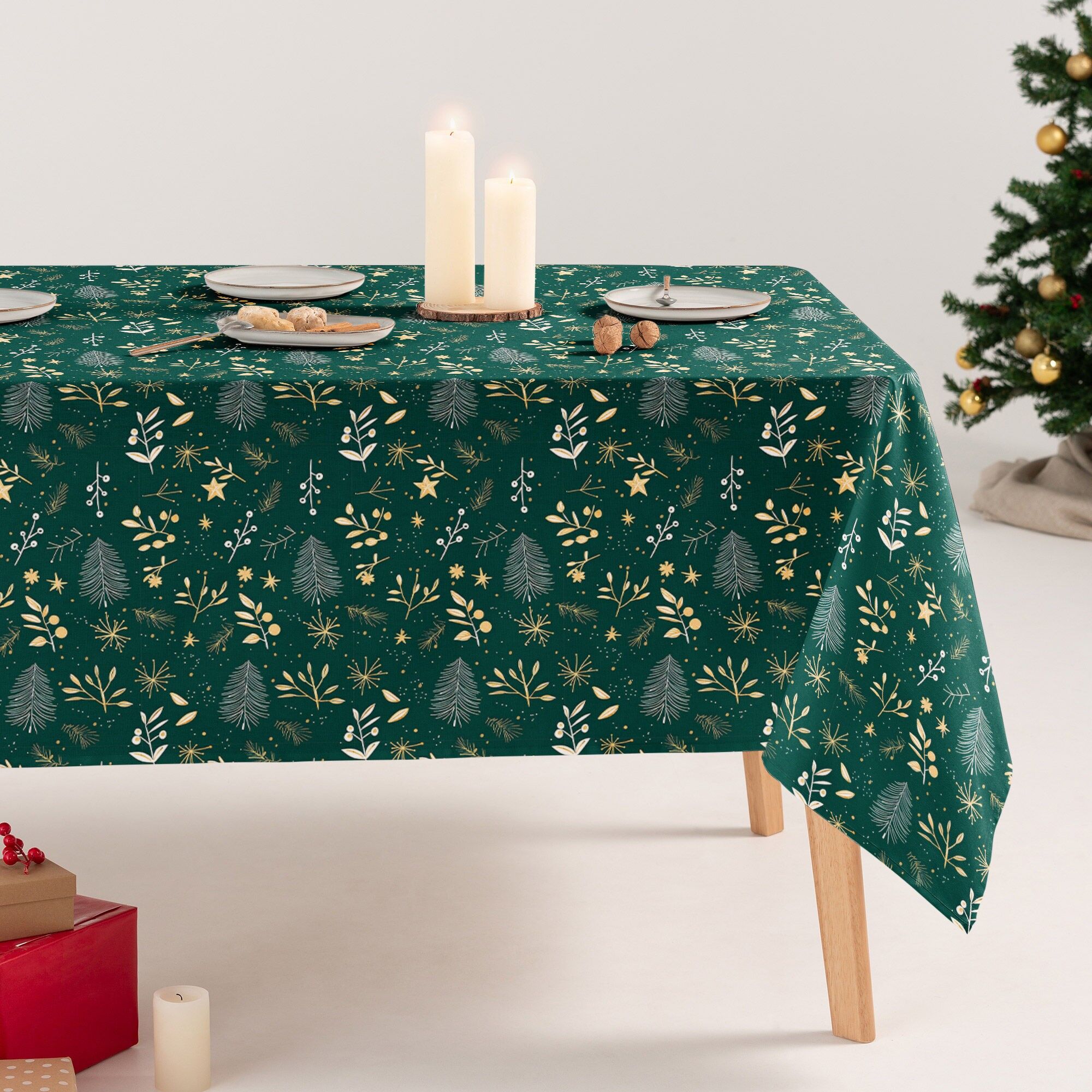 Christmas tablecloth stain-resistant soft cotton Golden print