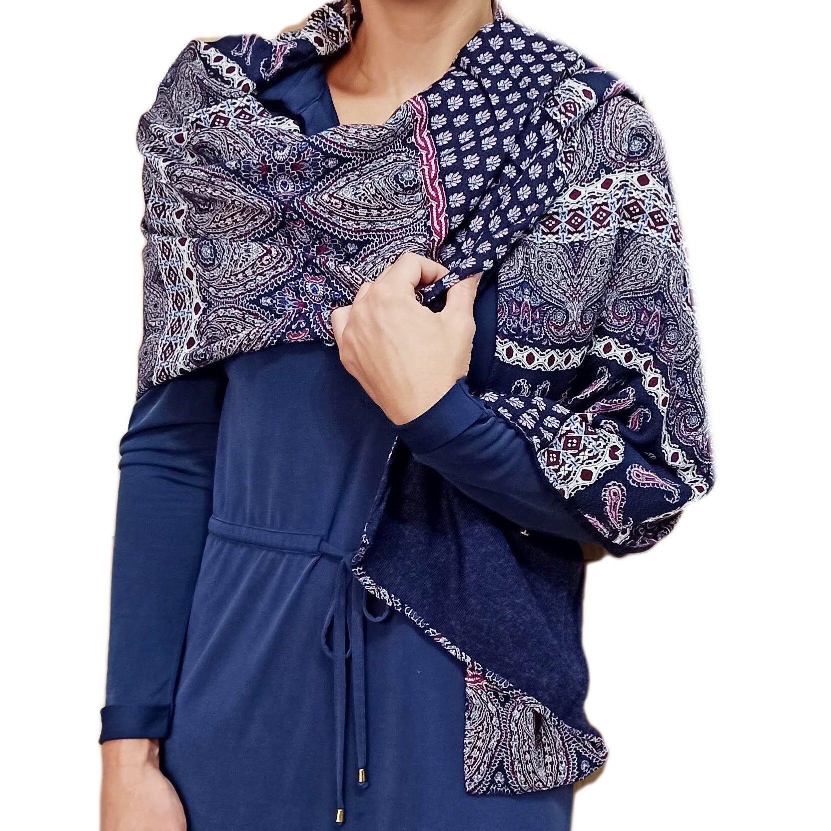 Sciarpa lunga rettangolare morbida e reversibile · Stampa blu