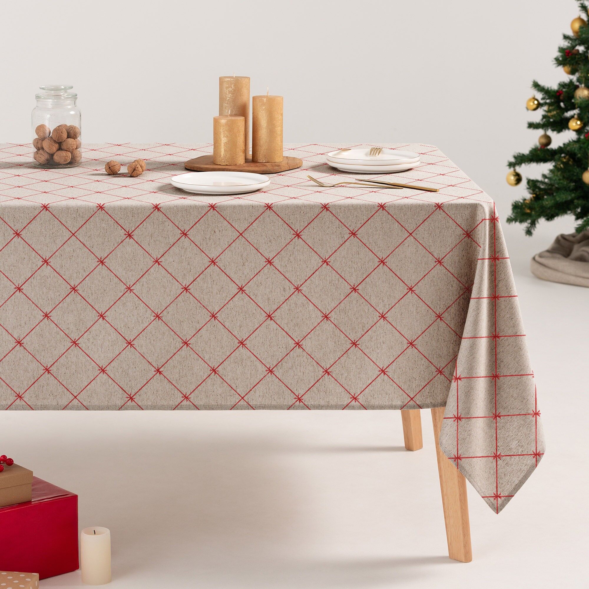 Soft cotton linen Christmas tablecloth with Crissom print