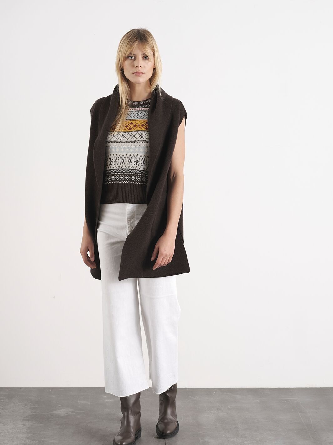 Colete De Malha Com Bolsos