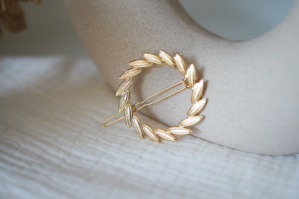 Scarlett Hair Clip Golden Ear Crown