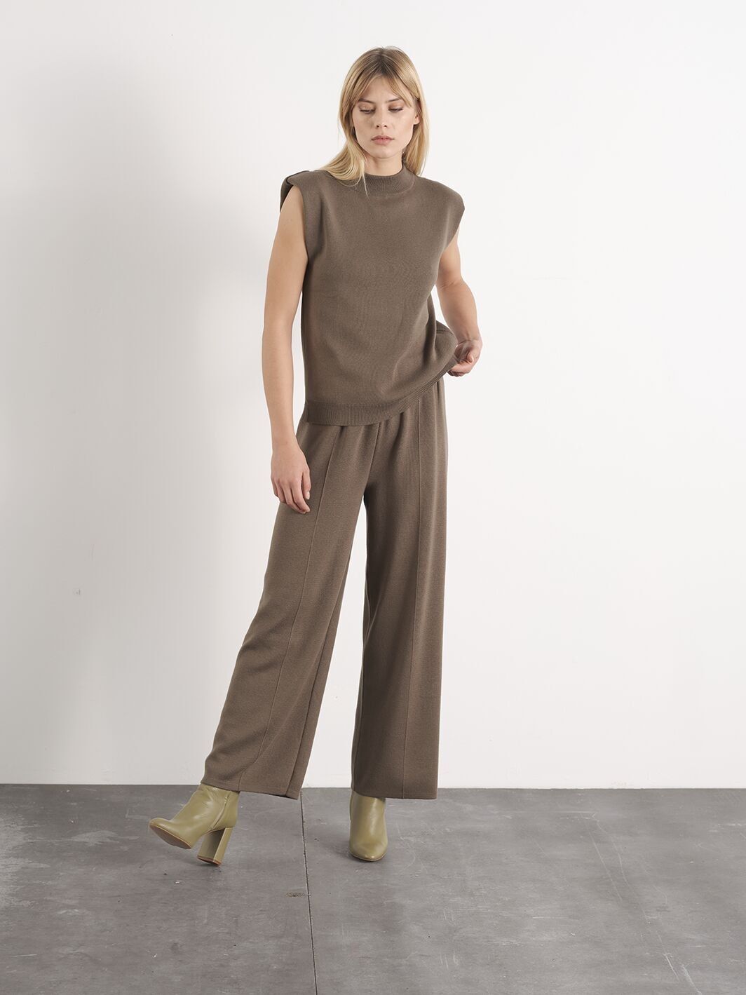 Camisola Com Ombreiras