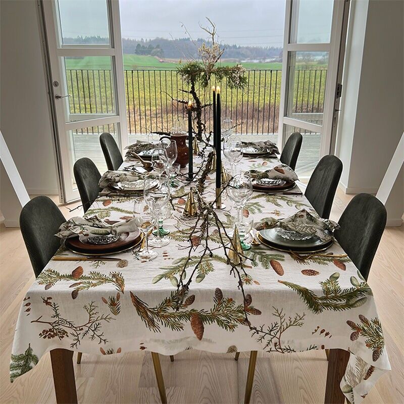 Table Cloth 145x220 cm - Pine Trees