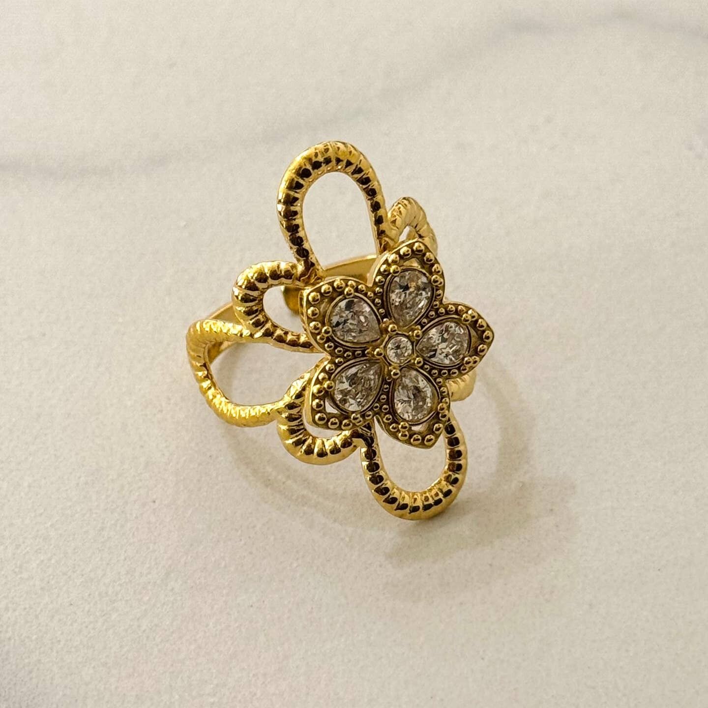 Bague florale Valery avec pierres de zirconium