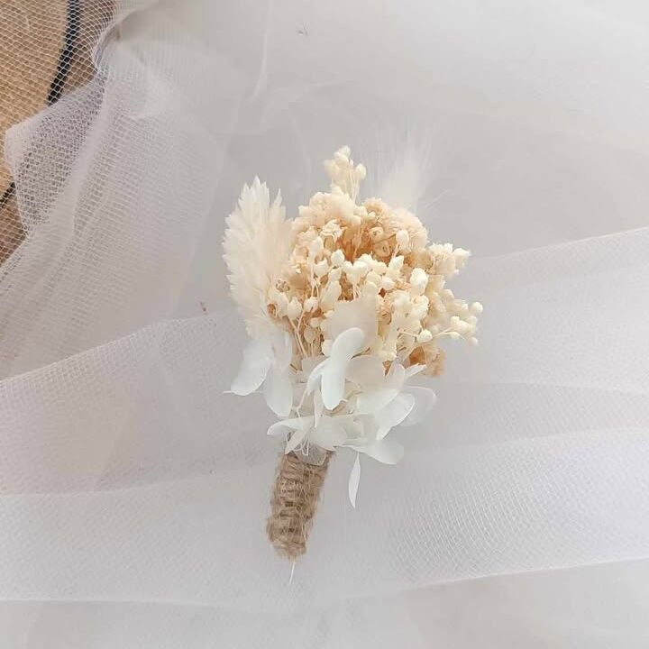 Boutonnière blanche - Boutonnière enfant