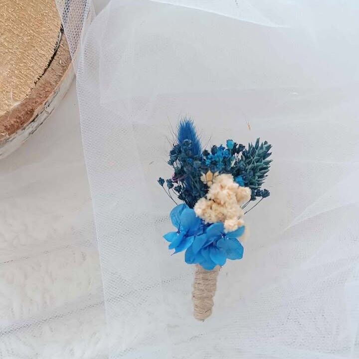 Boutonnière bleu roi - Boutonnière enfant